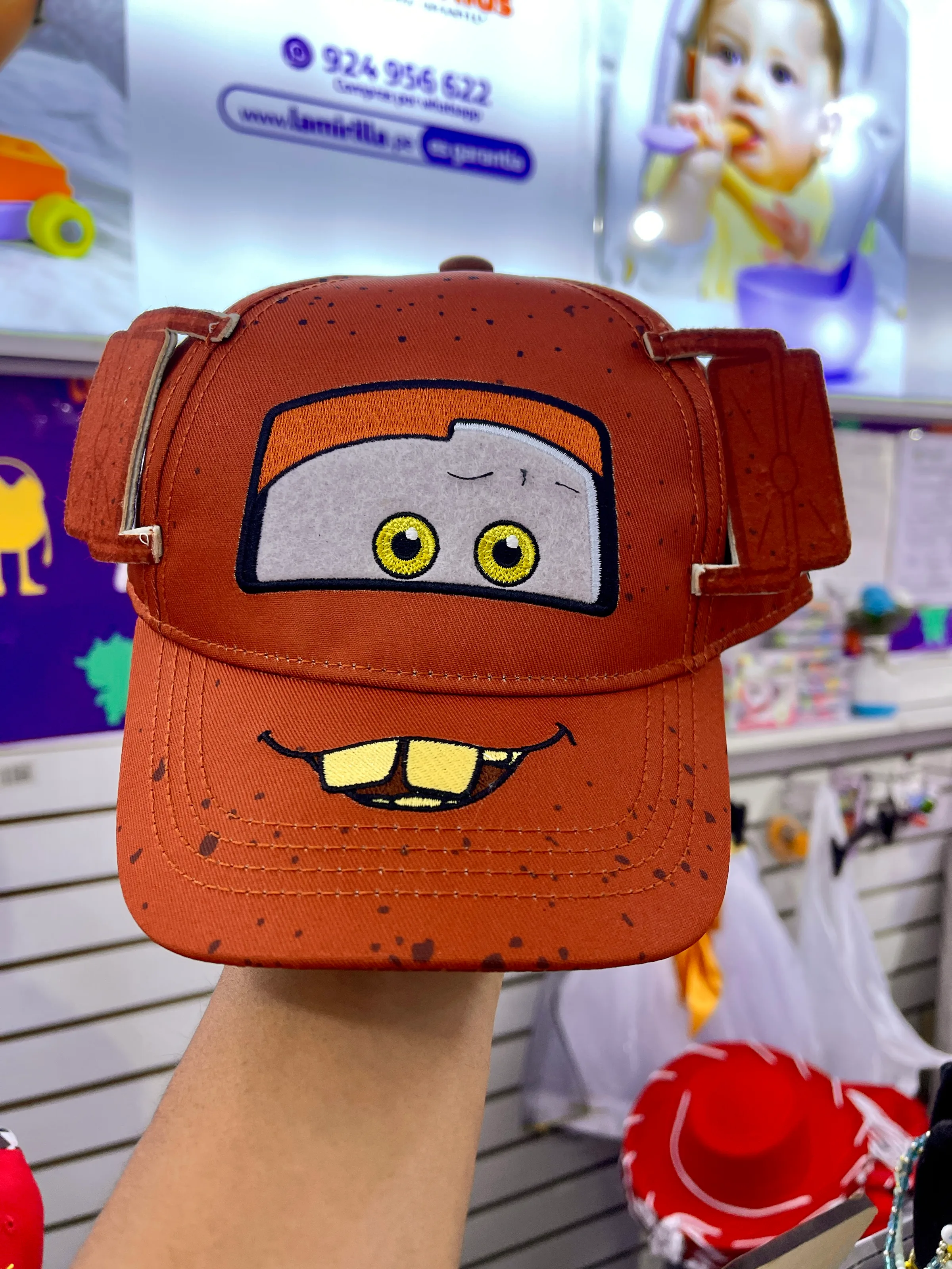 Gorro para sol infantil Mate de Cars con orejeras