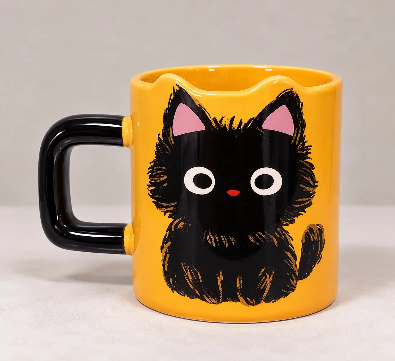 Taza de Halloween con gato negro