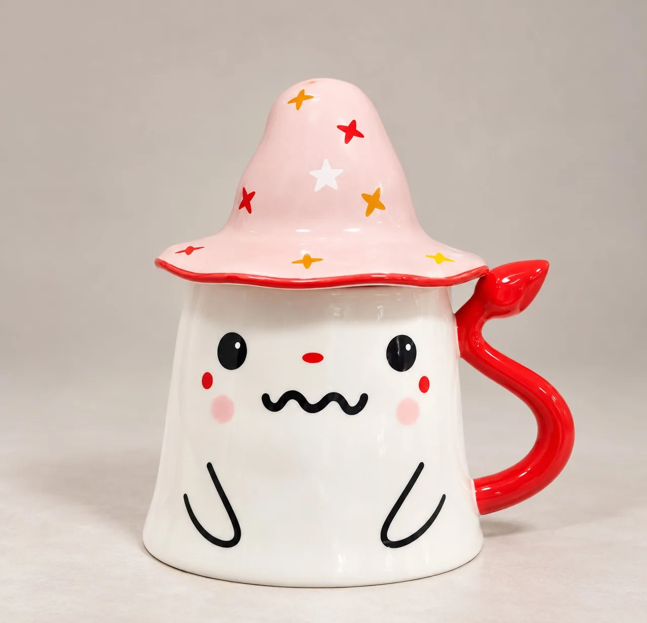 Taza fantasma con sombrero de bruja