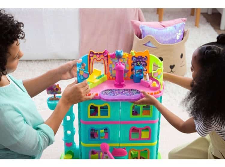 Gabby’s Dollhouse Sala de Fiestas con Figuras Exclusivas para Niños en Juguetería | La Mirilla Kids