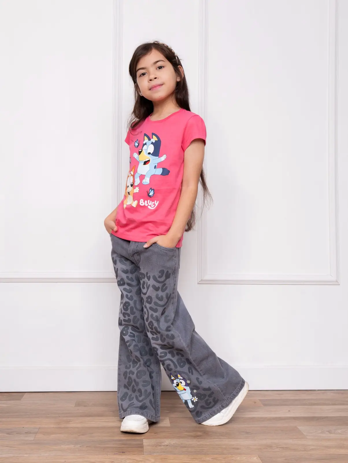 Pantalón jean Bluey para niña color gris en Ropa Infantil - foto 2 | La Mirilla Kids