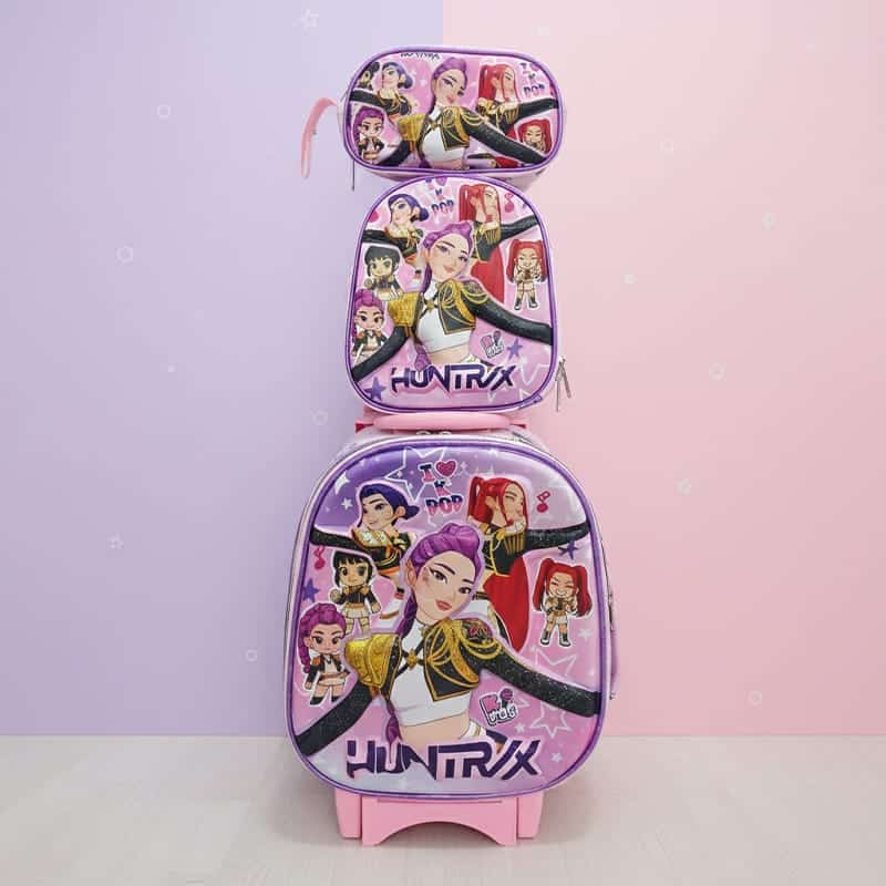 Pack-de-Maleta-Huntrix-Las-Guerreras-K-POP-Modelo-Gold-La-Mirilla-Kids.jpg Pack de Maleta Huntrix Las Guerreras K-POP Modelo Gold | La Mirilla Kids - Imagen 1