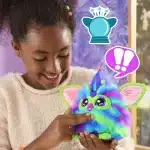 Peluche Furby Galaxy Aurora | Interactivo y Brilla en la Oscuridad - Imagen 7