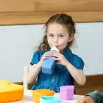 OmieBottle Botella de Agua para Lonchera - Celeste - Imagen 3