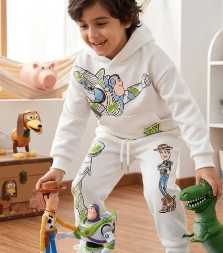 Conjunto Toy Story Blanco de algodón perchado para niño con estampado de Buzz Lightyear y Woody.
